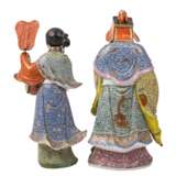 Pair of porcelain figures: the earth god Tudigong and his wife Tupido. CHINA. - Foto 3