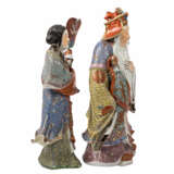 Pair of porcelain figures: the earth god Tudigong and his wife Tupido. CHINA. - Foto 4