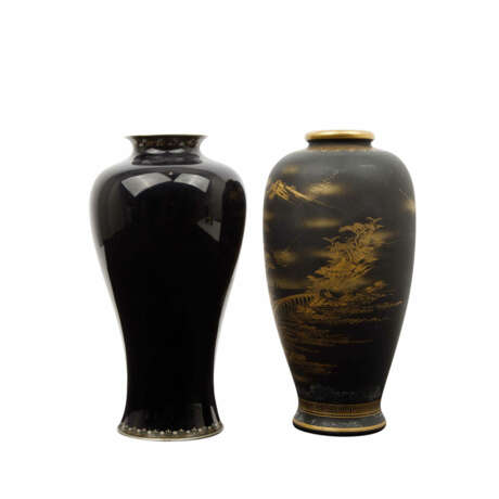 2 vases. JAPAN, around 1900: - фото 3