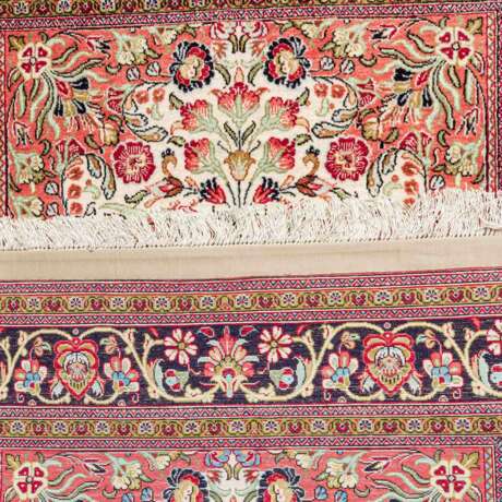 3 Oriental silk carpets. HEREKE: - фото 4
