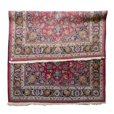 Oriental carpet. MASKHAD/PERSIA, 20th century, 354x250 cm. - photo 2