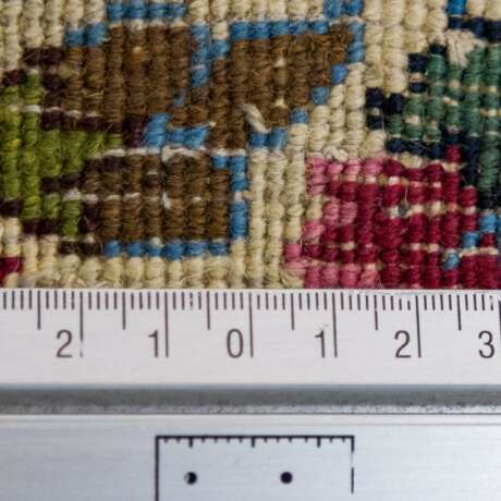Oriental carpet. MASKHAD/PERSIA, 20th century, 354x250 cm. - фото 4