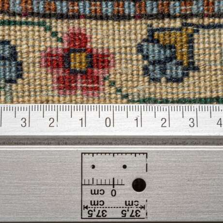 Oriental carpet. TEREBRIS/PERSIA, around 1950, 360x274 cm. - photo 5