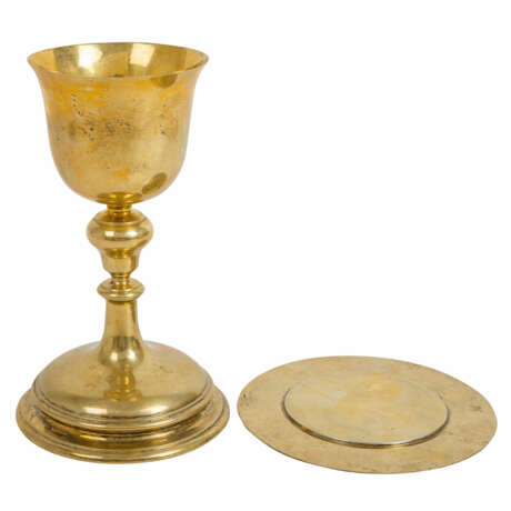 MEASURING CHALICE WITH PATEN, Vienna / Austria, after 1922, silver gilt (800/1000), - photo 2