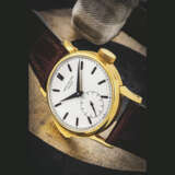 PATEK PHILIPPE. A UNIQUE AND IMPORTANT 18K GOLD MINUTE REPEATING WRISTWATCH - photo 1