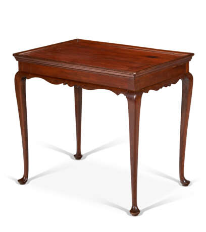 A QUEEN ANNE CHERRYWOOD TRAY-TOP TEA TABLE - фото 2