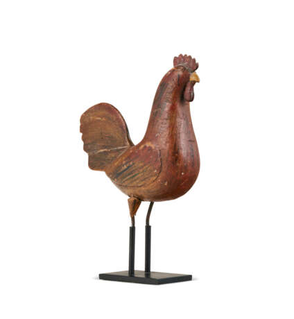 A CARVED AND PAINTED WOOD ROOSTER - Foto 2