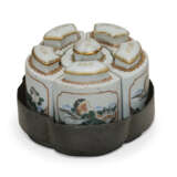 A CHINESE EXPORT PORCELAIN SIX-PIECE TEACADDY SET - Foto 1