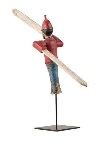 A CARVED AND PAINT-DECORATED MILITARY MAN WHIRLIGIG - Foto 2