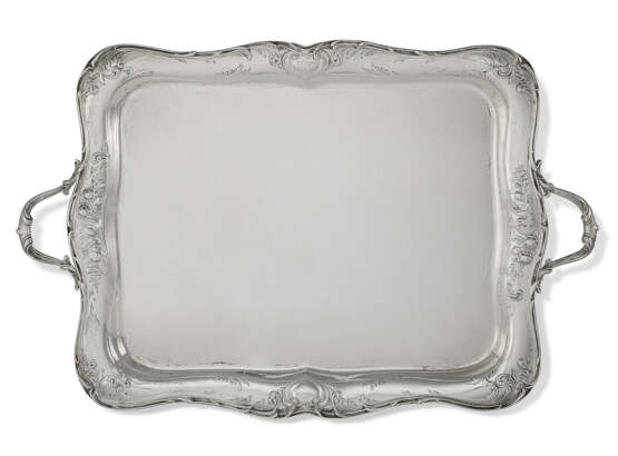 AN AMERICAN SILVER TWO-HANDLED TRAY - фото 1