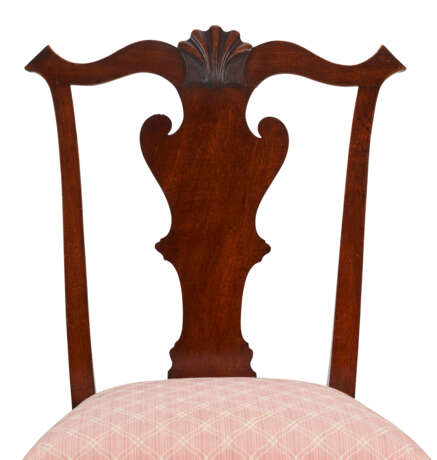 A CHIPPENDALE MAHOGANY SIDE CHAIR - photo 4