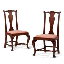 A PAIR OF CHIPPENDALE MAHOGANY SIDE CHAIRS
