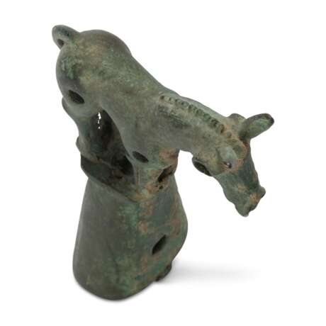 A BRONZE CHARIOT FITTING - photo 4