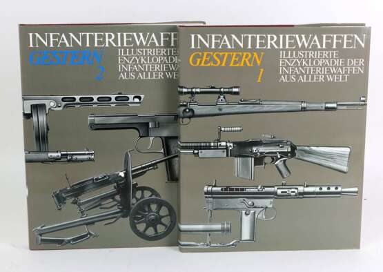 2 Bände Infanteriewaffen Gestern - photo 1