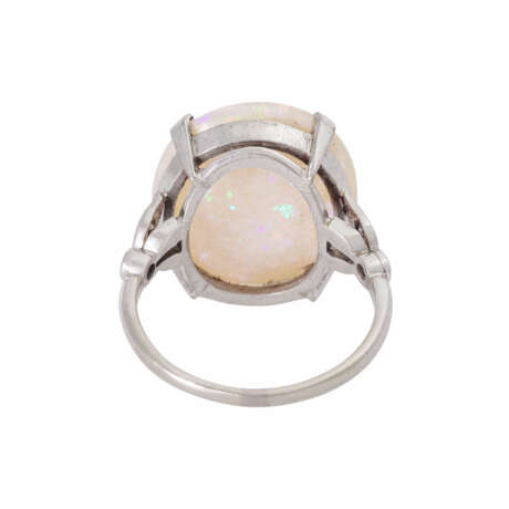 Ring with fine white opal with vivid color play, - photo 3