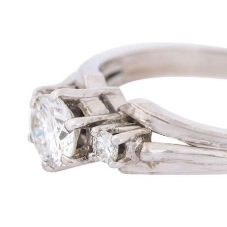 Ring with diamond of ca. 0,55 ct, - фото 4