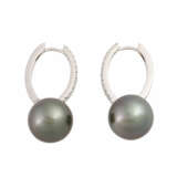 Folding creoles with Tahitian pearls and diamonds total ca. 0,22 ct, - Foto 3