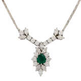 Necklace with fine emerald drop ca. 0,85 ct and diamonds total ca. 2,5 ct, - Foto 2