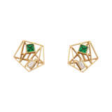 Pair of stud earrings with tsavorites and diamonds - photo 1