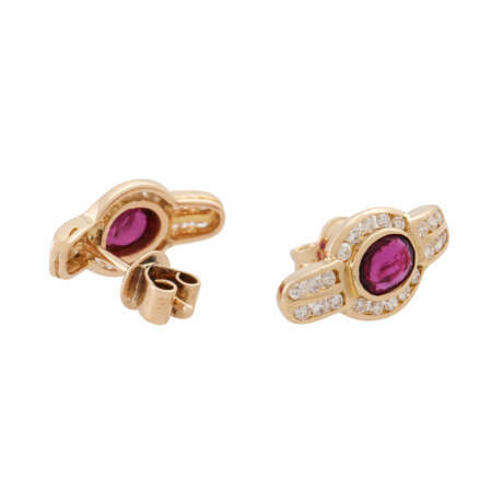 Stud earrings with ruby and diamonds together ca. 0,45 ct, - фото 3