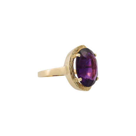 Ring with fine amethyst, - photo 1