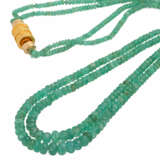 2-rhg necklace of faceted emerald rondelles, - фото 4
