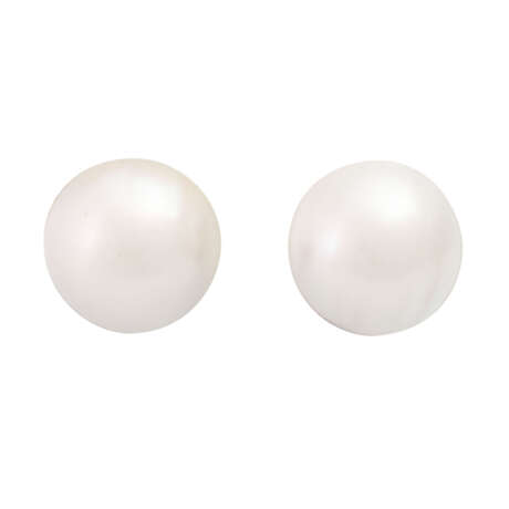 Ear clip studs with mabe pearls - фото 1