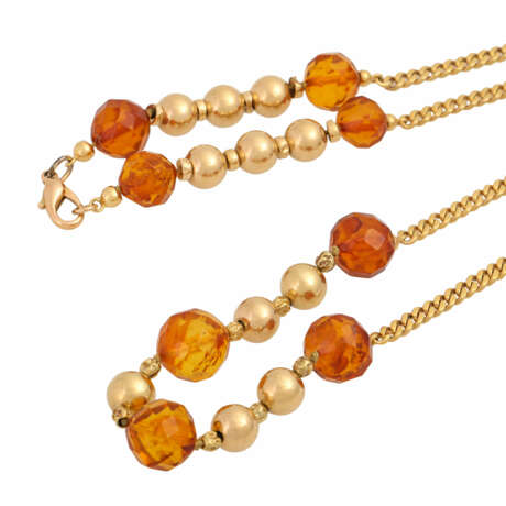 Gold necklace with faceted amber beads - photo 4