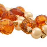 Gold necklace with faceted amber beads - photo 5