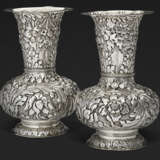 A PAIR OF CHARLES II SILVER GARNITURE VASES - photo 1