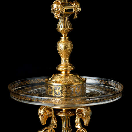 A PAIR OF ROYAL ORMOLU, SILVER, GLASS AND HARDSTONE-MOUNTED DESSERT STANDS - photo 4