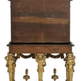 A LOUIS XIV BONE-INLAID EBONIZED PEARWOOD, GILTWOOD, FRUITWOOD AND MARQUETRY CABINET-ON-STAND - photo 8