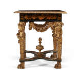 A LOUIS XIV BONE-INLAID GILTWOOD, EBONIZED PEARWOOD, FRUITWOOD AND MARQUETRY SIDE TABLE - Foto 5