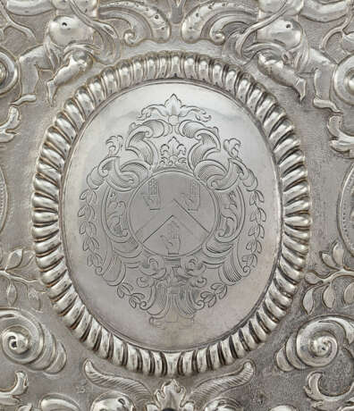 A PAIR OF WILLIAM III SILVER SCONCES - photo 2
