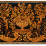 A LOUIS XIV BONE-INLAID GILTWOOD, EBONIZED PEARWOOD, FRUITWOOD AND MARQUETRY SIDE TABLE - фото 6