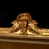 A LOUIS XVI PARCEL-GILT AND GRAY-PAINTED CANAPE - фото 4
