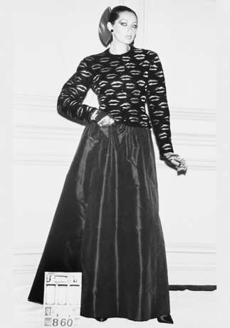 GIVENCHY HAUTE COUTURE AUTOMNE HIVER 1979-1980 - photo 6