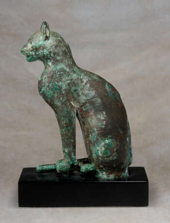AN EGYPTIAN BRONZE CAT - Foto 3