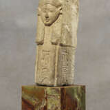 AN EGYPTIAN LIMESTONE HATHOR PILLAR - photo 2