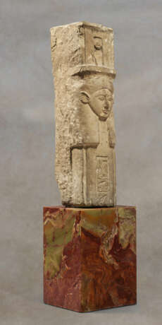 AN EGYPTIAN LIMESTONE HATHOR PILLAR - photo 4