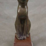 AN EGYPTIAN BRONZE CAT - photo 2