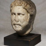 A ROMAN MARBLE PORTRAIT HEAD OF THE EMPEROR HADRIAN - photo 5