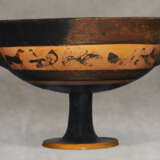 AN ATTIC BLACK-FIGURED BAND-CUP - photo 2
