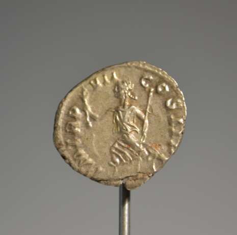 Ancient Roman Silver Denar: IMP C M AVR SEV ALEXAND AVG - photo 2