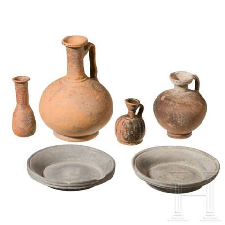 Sechs antike Keramiken, meist römisch, 3. Jhdt. v. - 3. Jhdt. n. Chr. - Foto 1