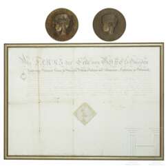 Urkunde für den Grafen Wenzel von Klenau, Regierungszeit Kaiser Franz I. (1804 - 1835), und zwei Bronzeplaketten, datiert 1961