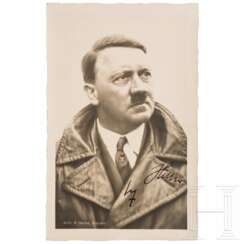 Adolf Hitler - signierte Portraitpostkarte, um 1930/32