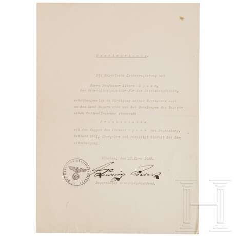 Albert Speer - Besitzurkunde für eine "Prunkscheibe mit dem Wappen des Michael Speer von Regensburg", Unterschrift von Ludwig Siebert, bayerischer Ministerpräsident, März 1940 - Foto 1
