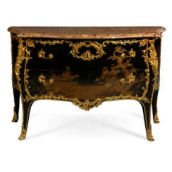 A LOUIS XV ORMOLU-MOUNTED JAPANESE LACQUER BOMBE COMMODE