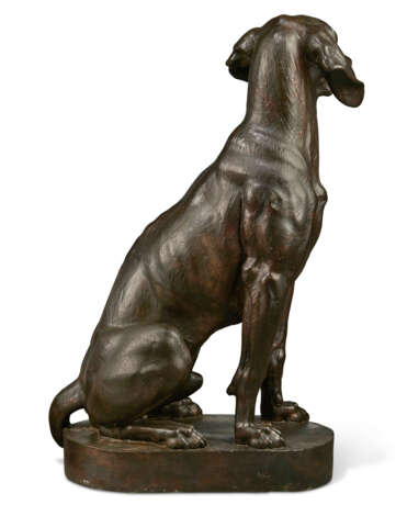 A PAIR OF PATINATED BRONZE MODELS OF SEATED HOUNDS - photo 7